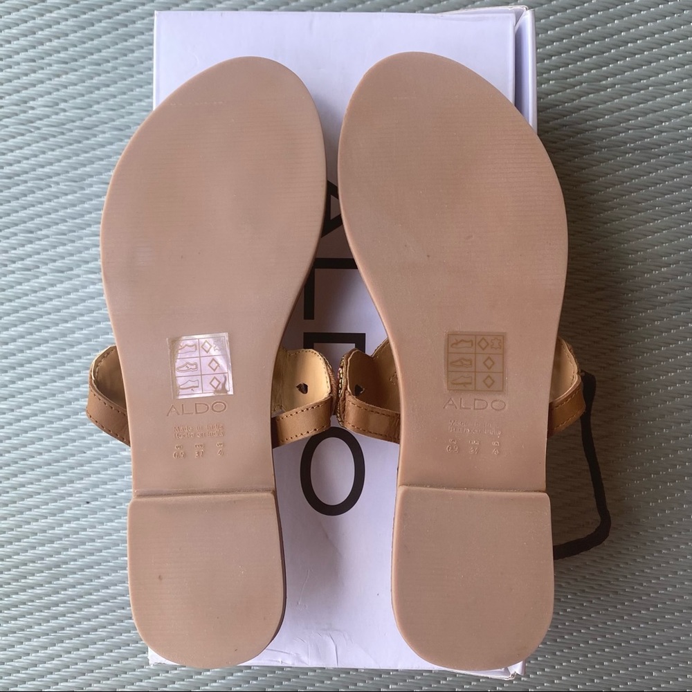 Also Rithrania Flat Sandals - Picture 2 of 5